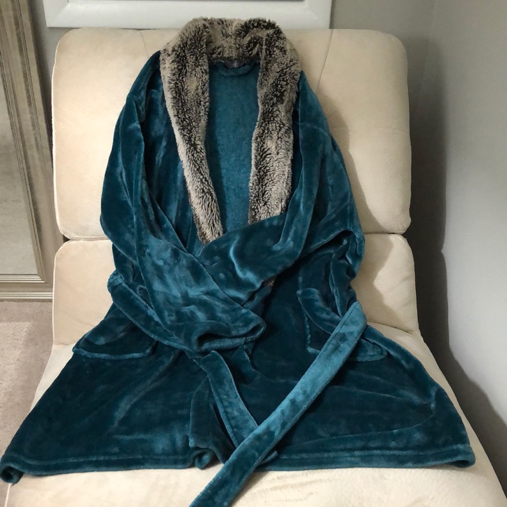 Serre Bath Robe